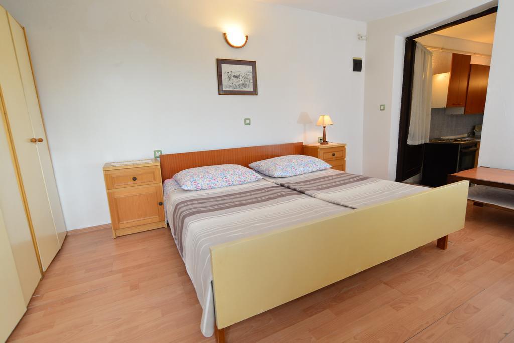 Apartments Elsa 534 Stinjan Luaran gambar
