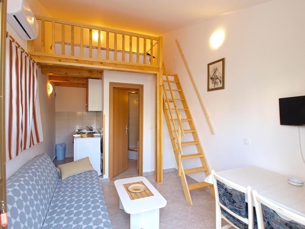 Apartments Elsa 534 Stinjan Luaran gambar
