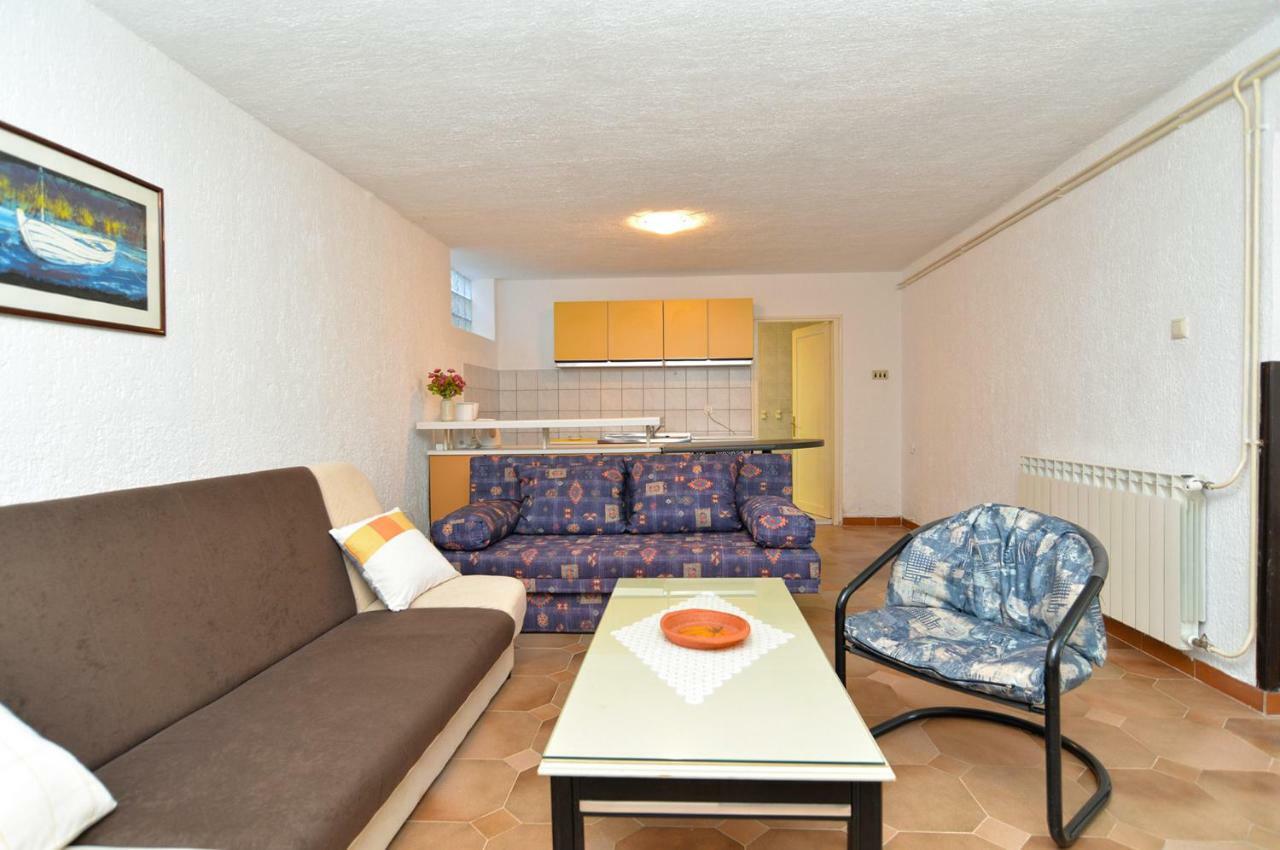 Apartments Elsa 534 Stinjan Luaran gambar