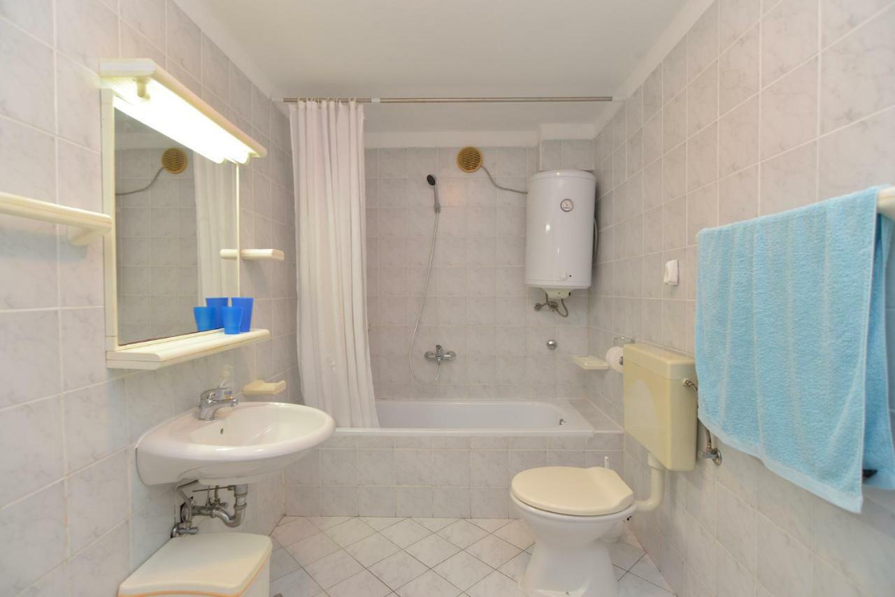 Apartments Elsa 534 Stinjan Luaran gambar