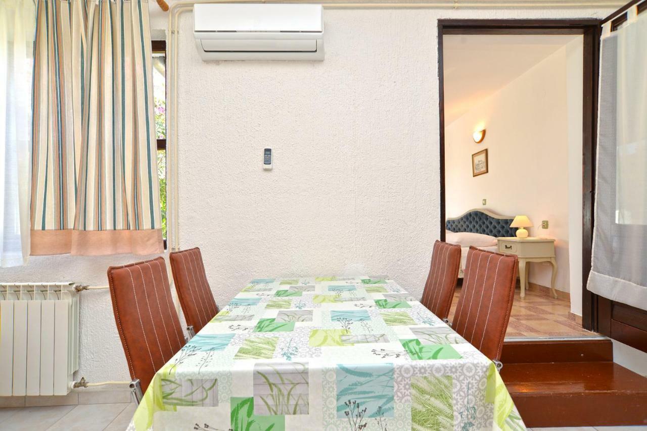 Apartments Elsa 534 Stinjan Luaran gambar