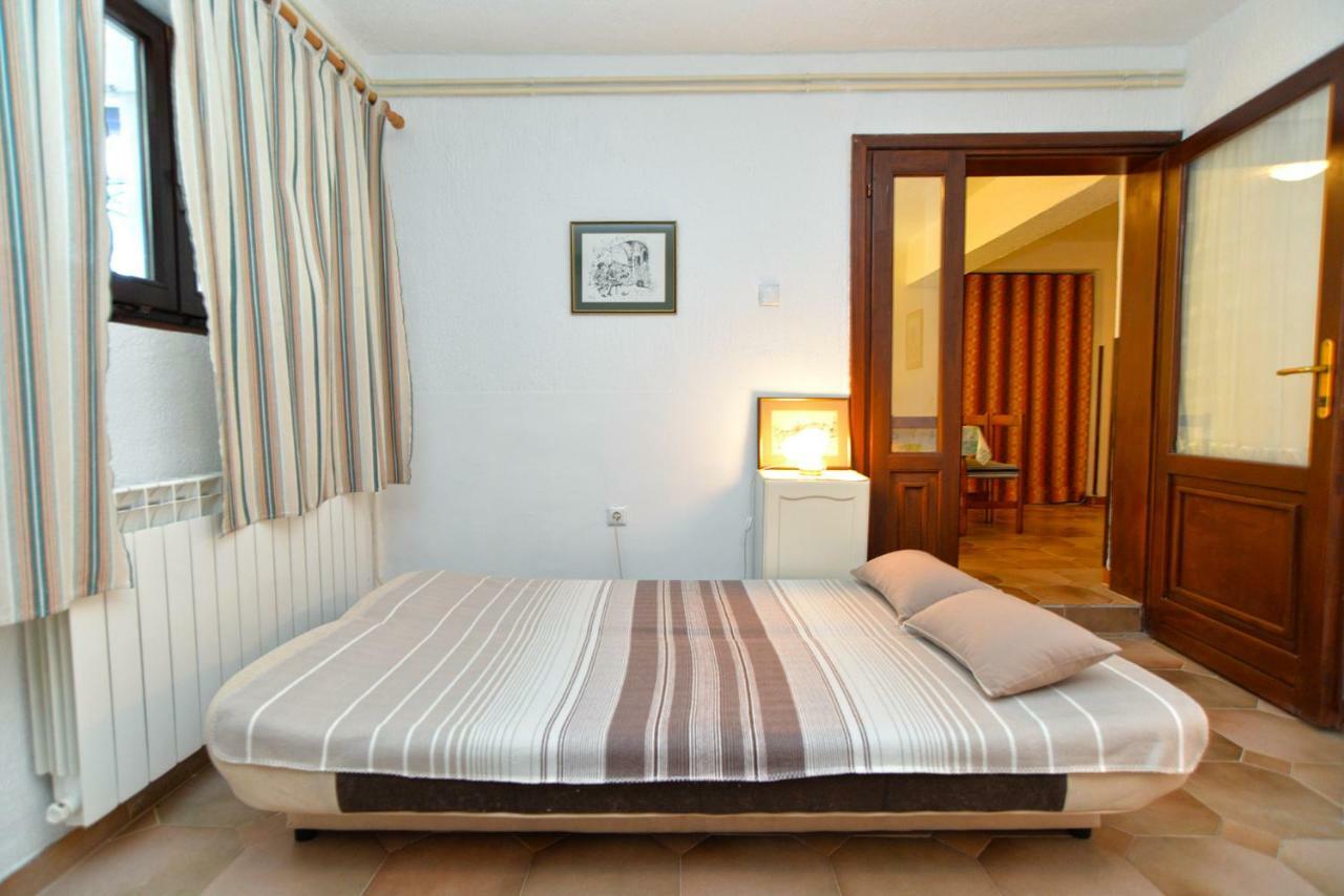 Apartments Elsa 534 Stinjan Luaran gambar