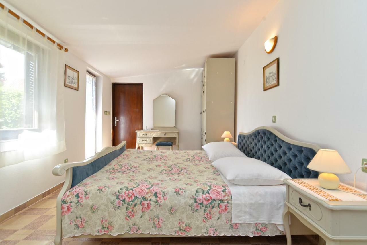 Apartments Elsa 534 Stinjan Luaran gambar