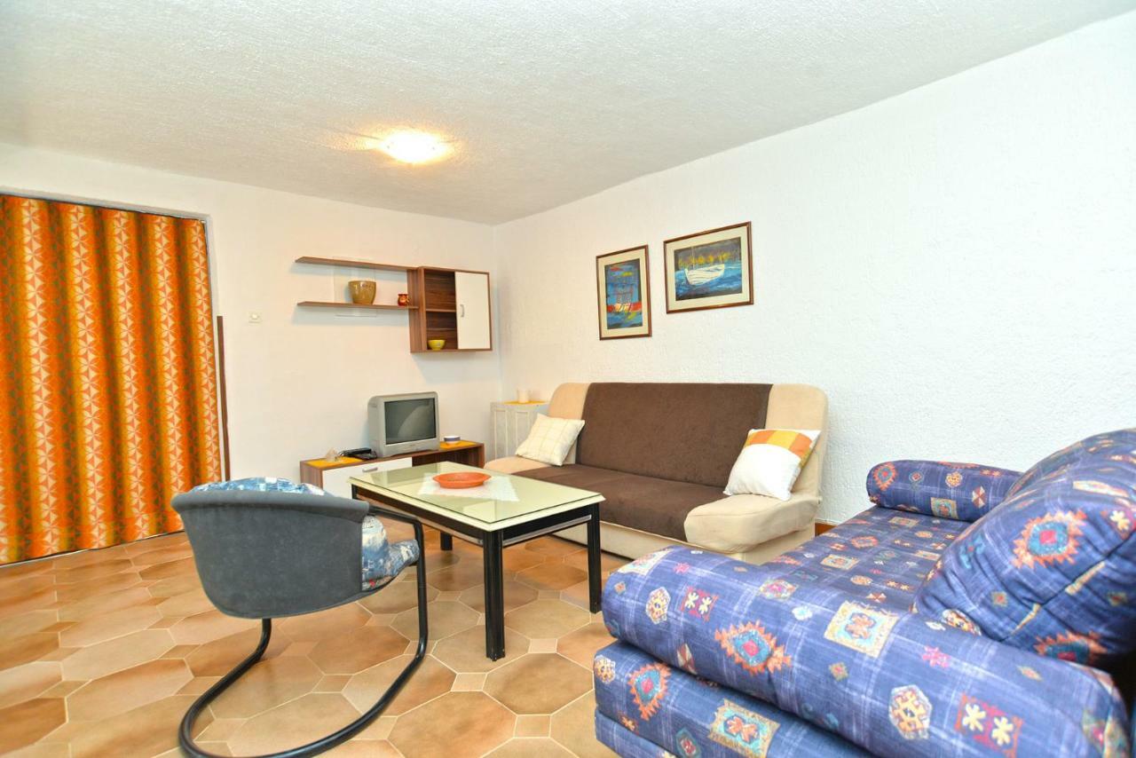 Apartments Elsa 534 Stinjan Luaran gambar